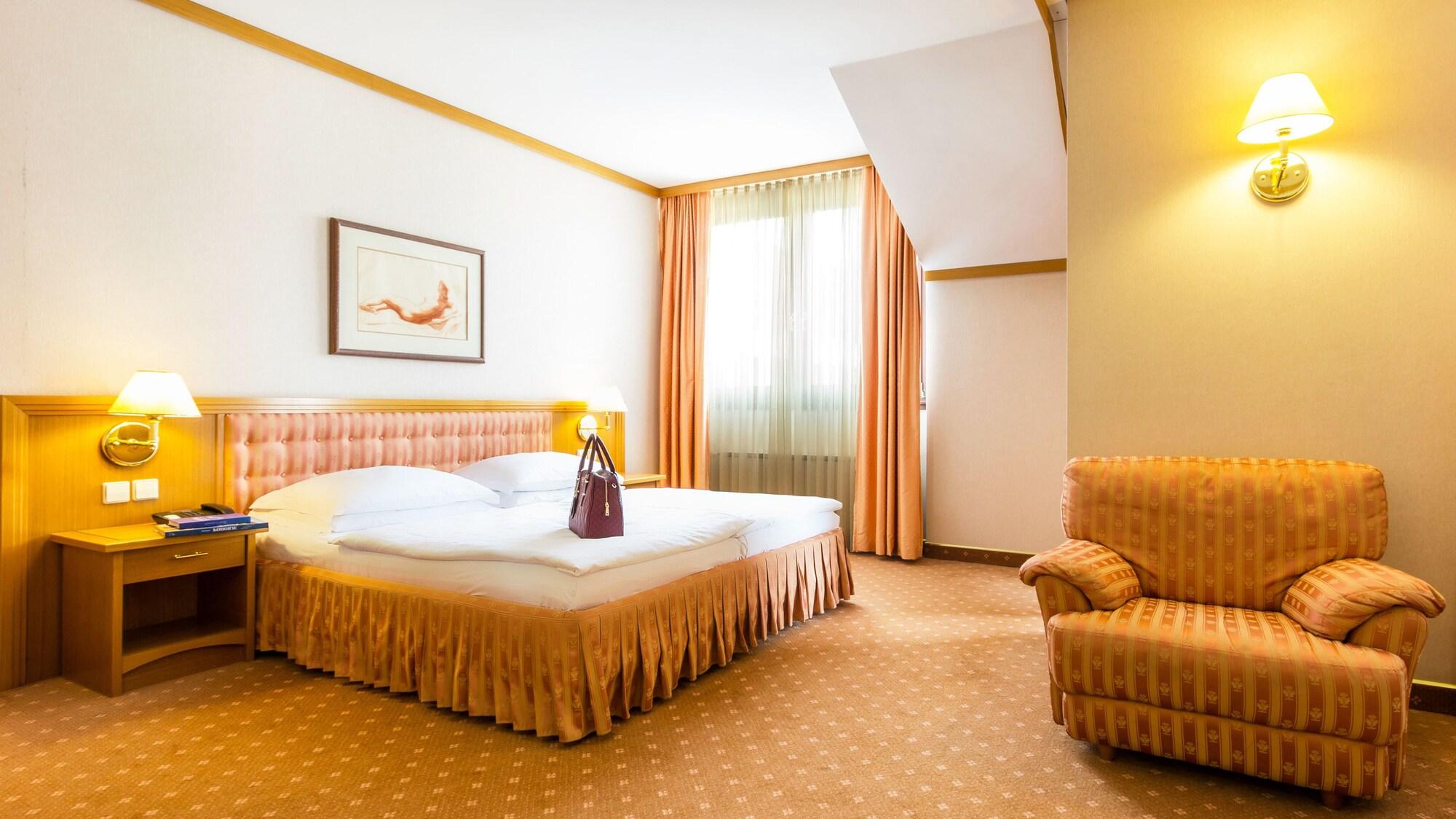 Habakuk Wellness & Event Hotel Maribor Dış mekan fotoğraf