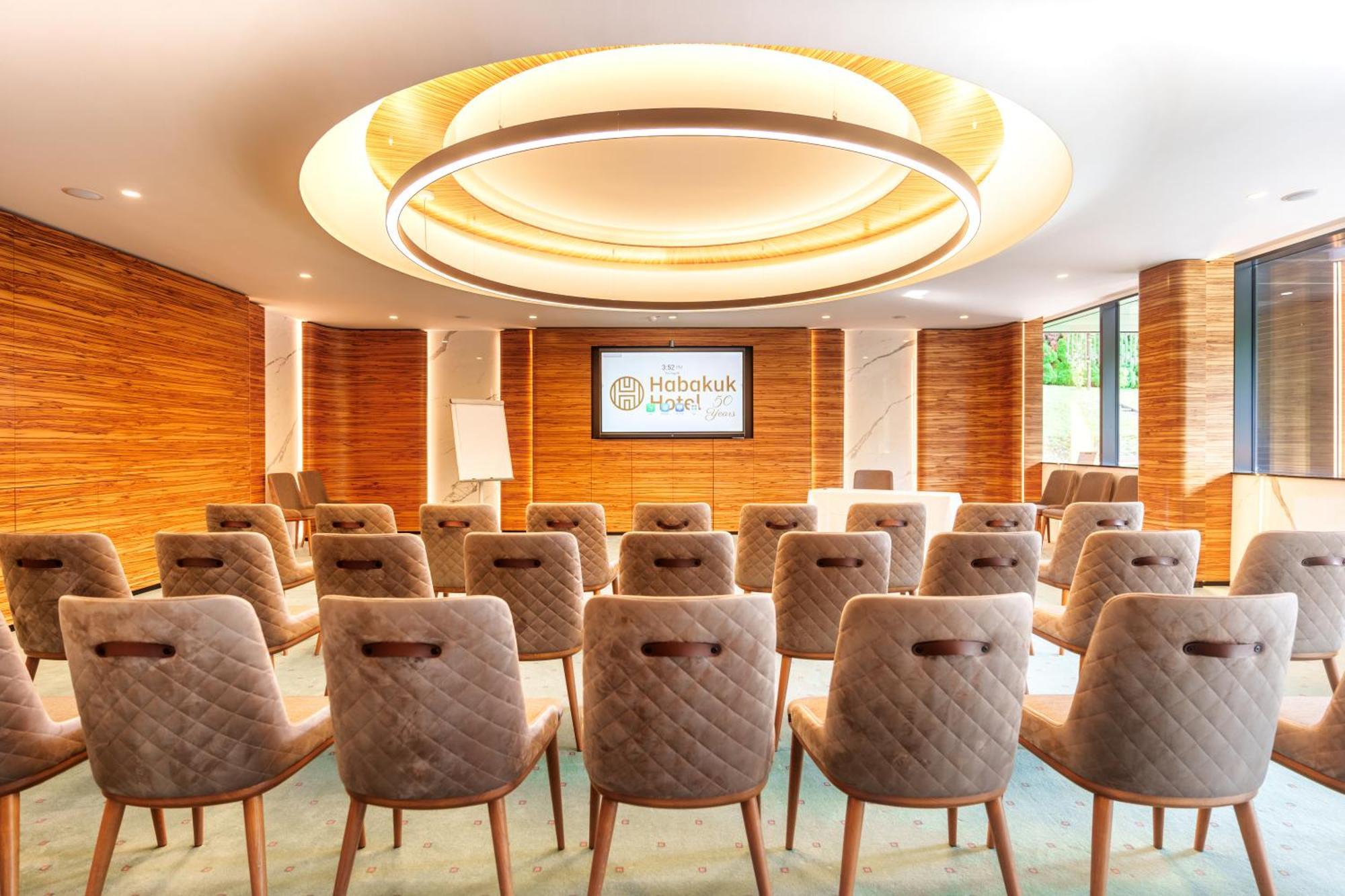Habakuk Wellness & Event Hotel Maribor Dış mekan fotoğraf